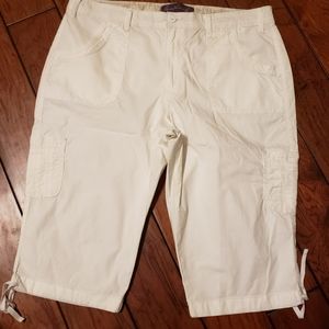 Bermuda's, Gloria Vanderbilt,  sz 14...